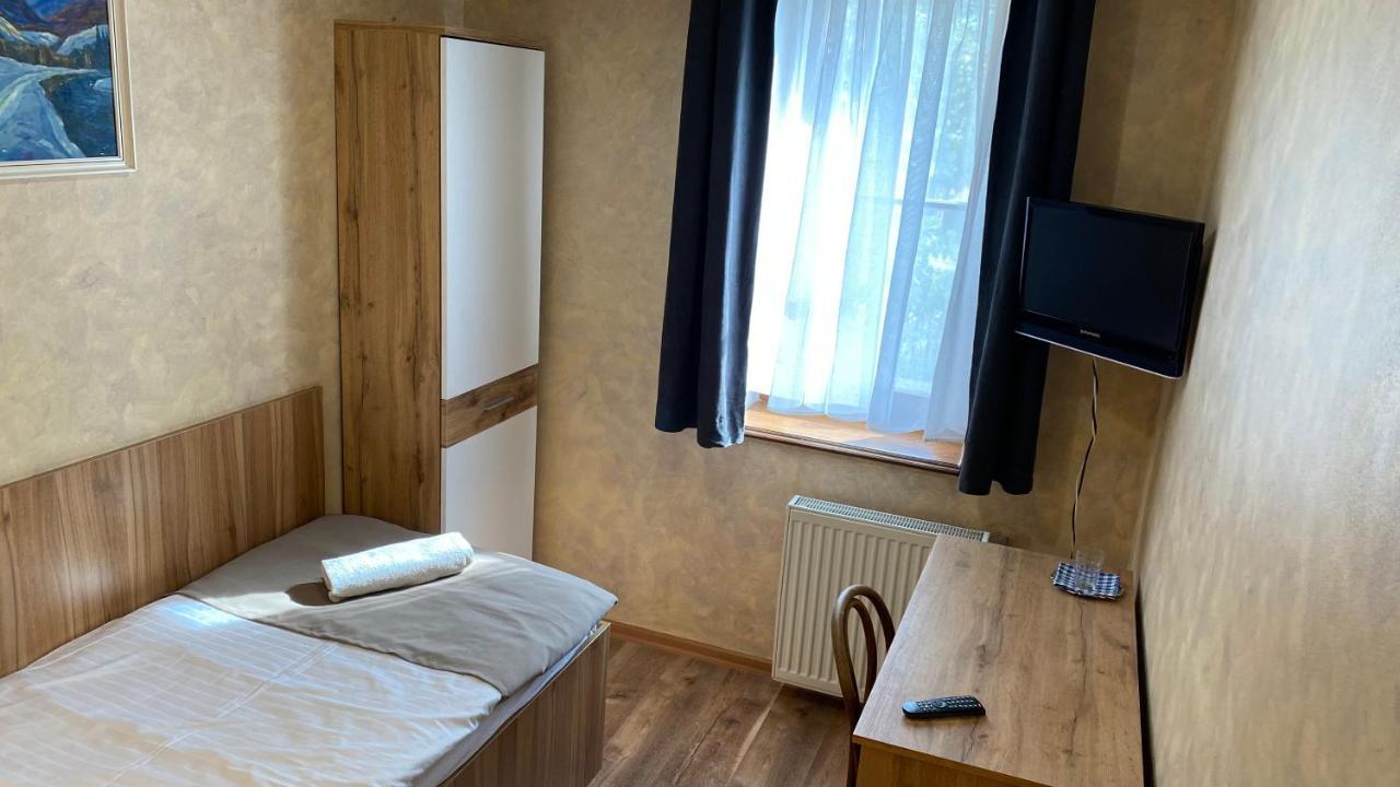 Pri Kastieli * Pressburg